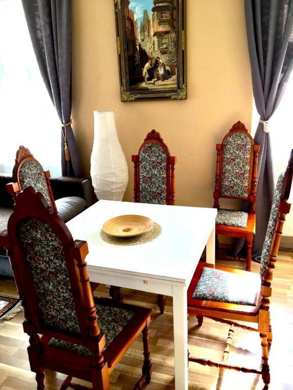 Apartment Vltavska F Praga Zewnętrze zdjęcie