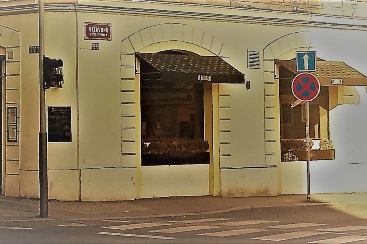 Apartment Vltavska F Praga Zewnętrze zdjęcie